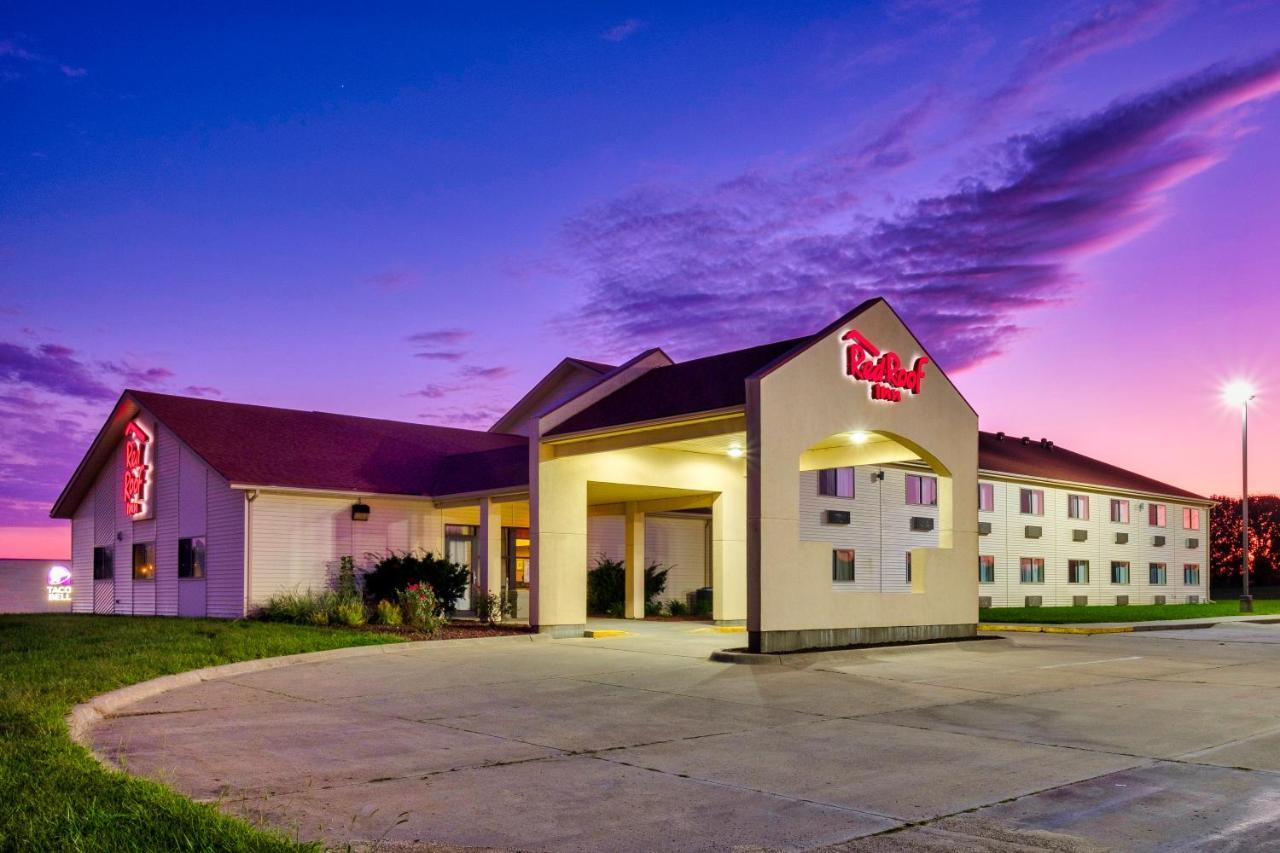 Red Roof Inn Holton Exterior foto